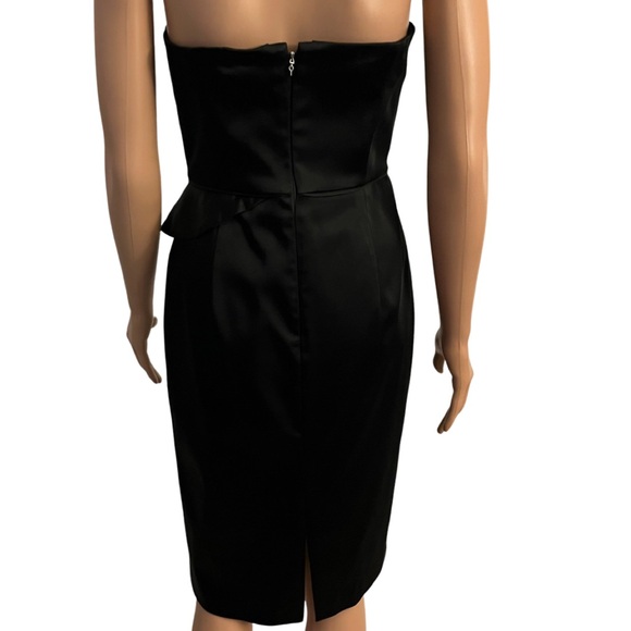 White House Black Market black dress. - Picture 3 of 12